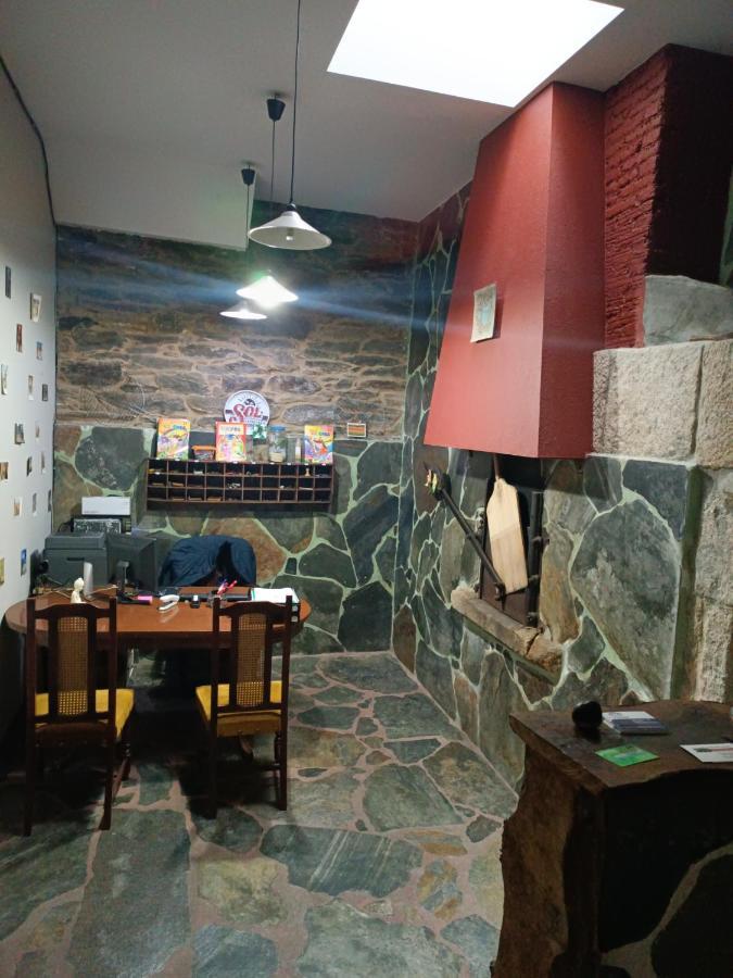 Pension Y Albergue Matias Locanda Sarria Extérieur photo
