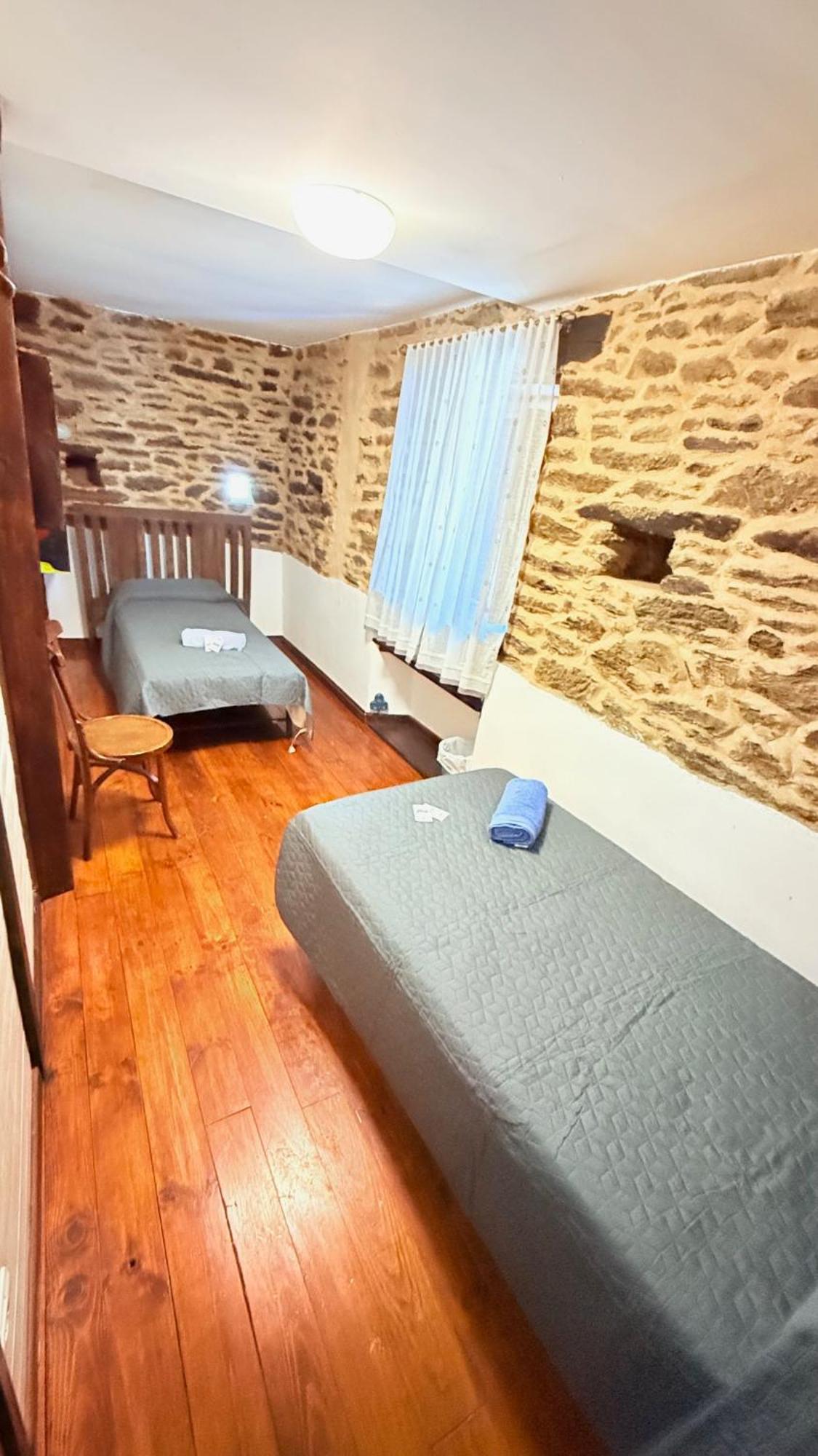 Pension Y Albergue Matias Locanda Sarria Extérieur photo